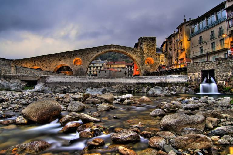pont-nou-1-COPYR-Aj.-Camprodon-768x512